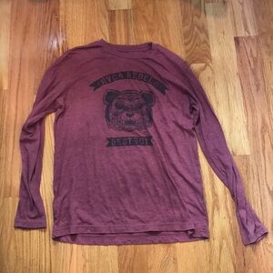 Boys RVCA long sleeve t-shirt. Size XL
